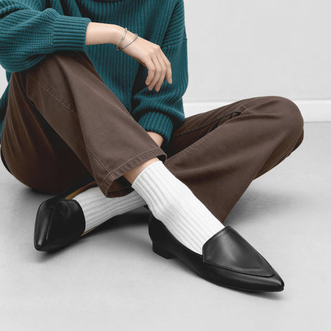 2024AWBI：深腳背設計平底鞋（4767）黑色