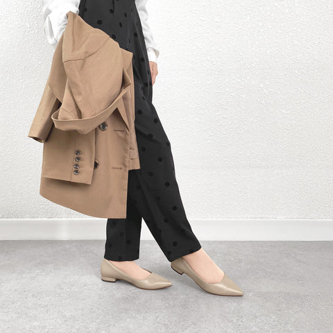 20% 折扣：2024SS：iCoN 顏色：尖頭光滑平底鞋 (C20143) 灰色