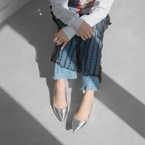 20% 折扣：2024SS：iCoN 顏色：尖頭光滑平底鞋 (C20143) 銀色