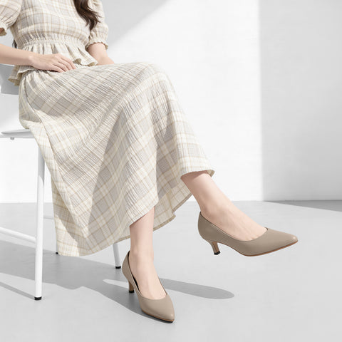 予約：2026SS：iCoN COLORS：ポインテッドトゥ パンプス（C57173）グレージュ/mamian（マミアン）