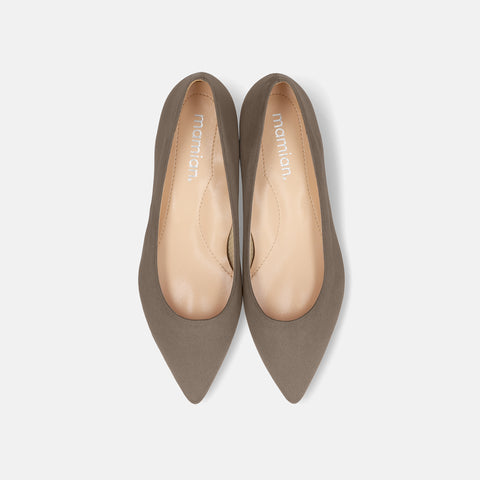 2025AW：iCoN COLORS：ポインテッドトゥ スエード フラットシューズ（C20142）グレージュS/mamian（マミアン）