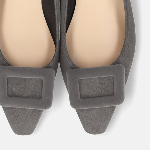 2025AW：スクエアバックル フラットシューズ（m18001）チャコールS/mamian（マミアン）