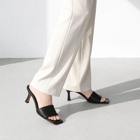 30% 折扣：2022SS：網眼設計透明鞋跟穆勒鞋 (m96103) 黑色 MS