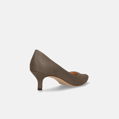 2024AW：iCoN 顏色：尖頭麂皮高跟鞋 (C57172) Greige S