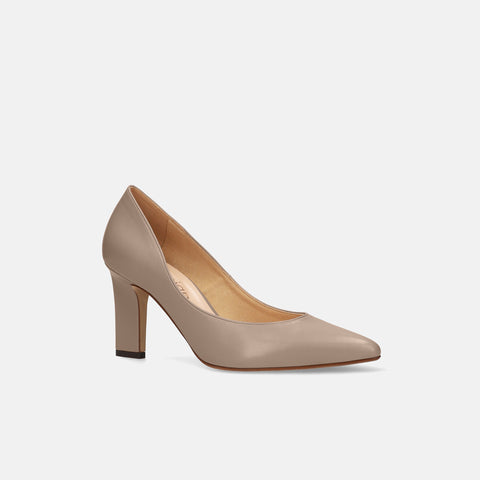 2026SS：ポインテッドトゥ パンプス（m81001）グレージュ/mamian（マミアン）