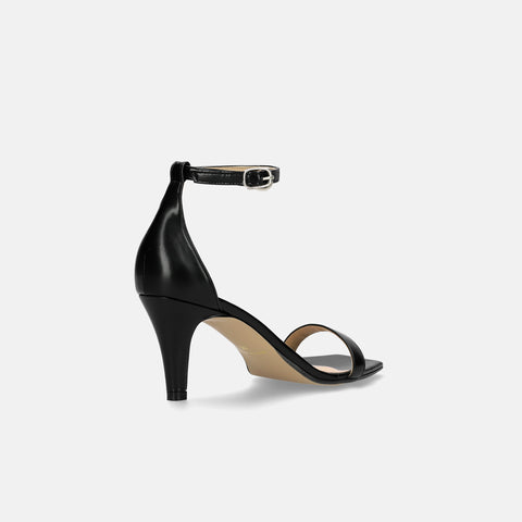 予約：2026SS：シンプル ストラップ サンダル（735）ブラック/mamian（マミアン）