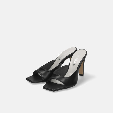 30% 折扣：2022SS：網眼設計透明鞋跟穆勒鞋 (m96103) 黑色 MS